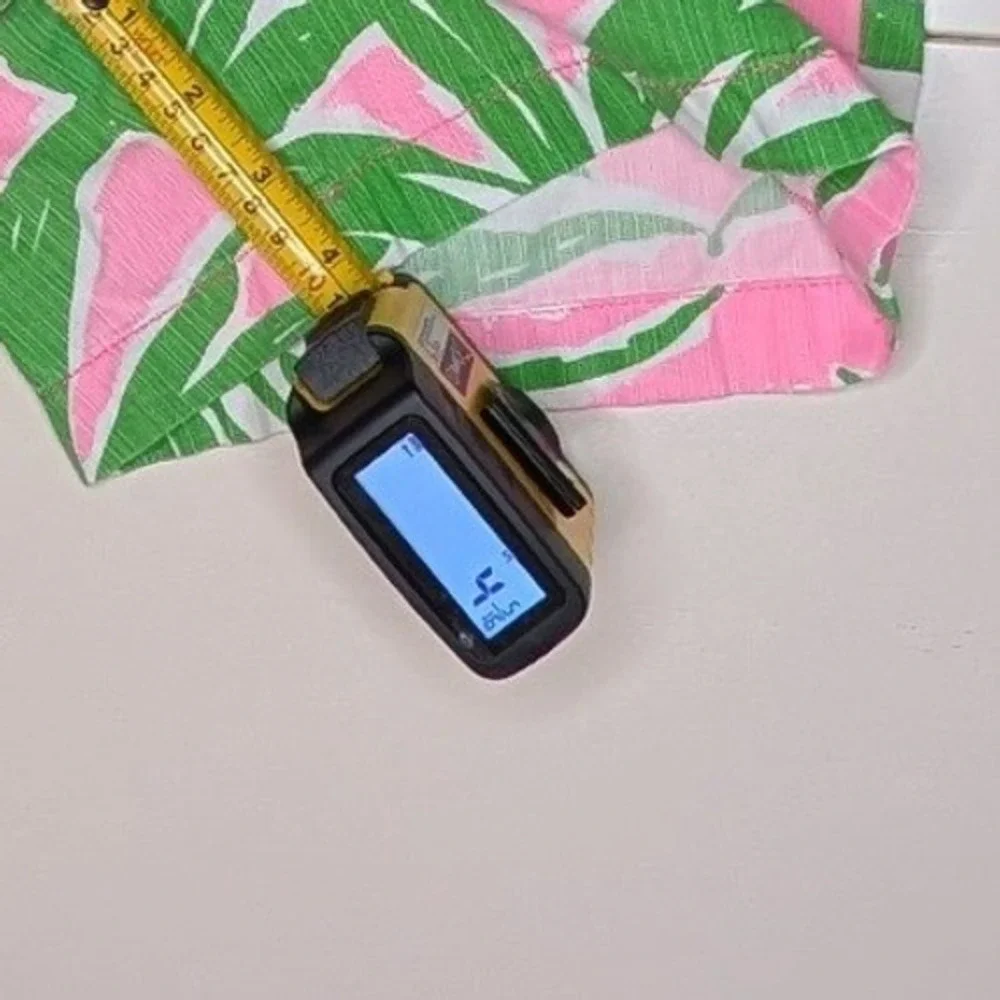 Lilly Pulitzer Shorts Women 0‎ Pink Green The Callahan Short Tropical Pineapple